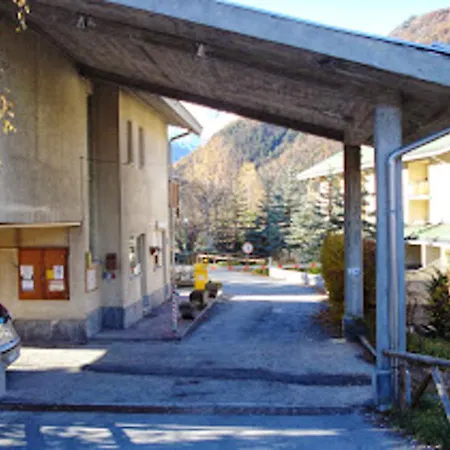 Apartment Via Sauze D'Oulx Apartmán *